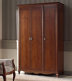 Шкаф 3-х дверный Panamar 876.003 цвет орех