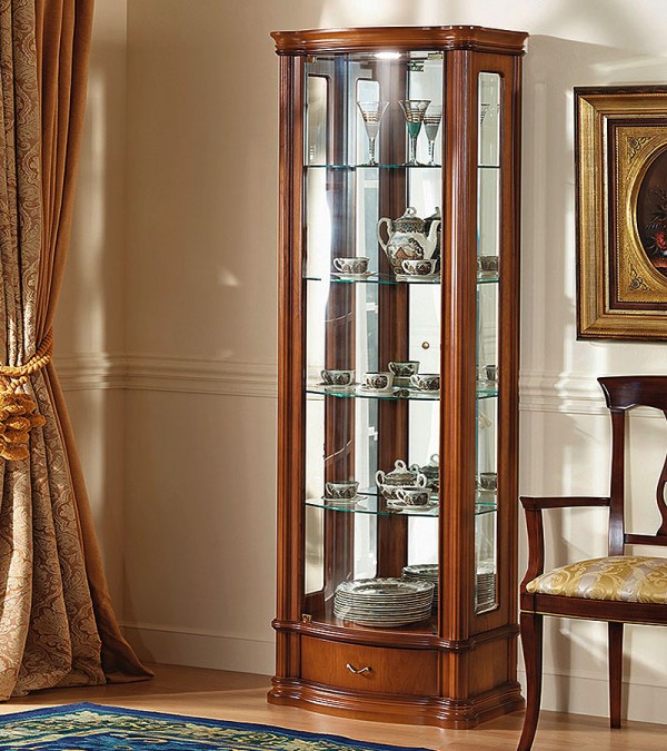 Витрина Disemobel 924 nogal-5 цвет орех 